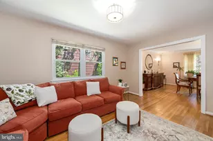 128 Sandringham Rd, Cherry Hill, NJ 08003 - Photo 9