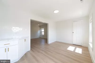 9 E Holly Avenue #APT 5, Haddon Township, NJ 08107 - Photo 3