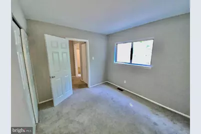 19 Noble Road, Sicklerville, NJ 08081 - Photo 17