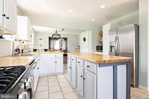 601 Station Ave, Mount Ephraim, NJ 08059 - Photo 11