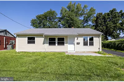 425 Holly Avenue, Gloucester City, NJ 08030 - Photo 1