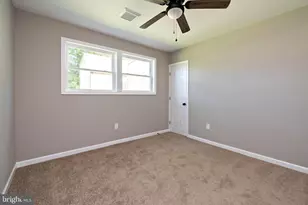 425 Holly Ave, Gloucester City, NJ 08030 - Photo 27