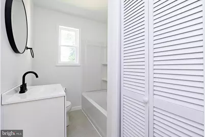 425 Holly Avenue, Gloucester City, NJ 08030 - Photo 17