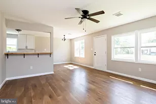 425 Holly Ave, Gloucester City, NJ 08030 - Photo 5