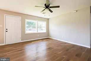 425 Holly Ave, Gloucester City, NJ 08030 - Photo 7