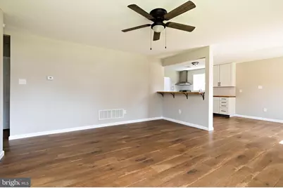 425 Holly Avenue, Gloucester City, NJ 08030 - Photo 9