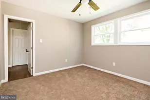 425 Holly Ave, Gloucester City, NJ 08030 - Photo 23
