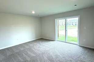 128 Essex Dr, Sicklerville, NJ 08081 - Photo 3