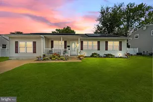 21 Grant Dr, Clementon, NJ 08021 - Photo 1