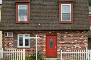 33 Presidential Dr, Sicklerville, NJ 08081 - Photo 1