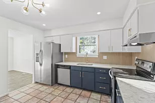 17 Briarcreek Dr, Voorhees, NJ 08043 - Photo 11
