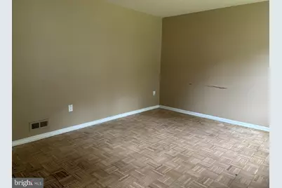160 Fenway Avenue, Waterford Township, NJ 08004 - Photo 5