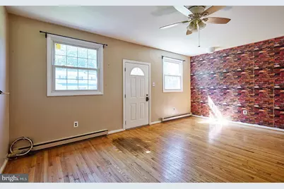 103 Erie Avenue, Barrington, NJ 08007 - Photo 5