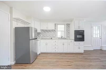 136 N Read Avenue #B, Runnemede, NJ 08078 - Photo 7
