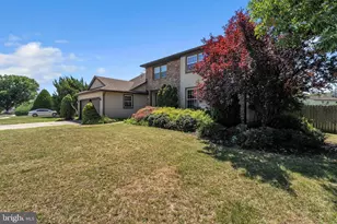 1 Chateau Dr, Cherry Hill, NJ 08003 - Photo 21