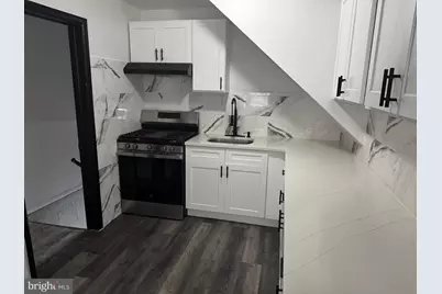 1090 Lakeshore Drive, Camden, NJ 08104 - Photo 13