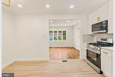 112 Cressmont Avenue, Gloucester Township, NJ 08012 - Photo 5