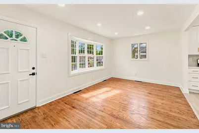 112 Cressmont Avenue, Gloucester Township, NJ 08012 - Photo 7