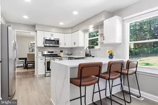 10 Beacon Pl, Voorhees, NJ 08043 - Photo 13
