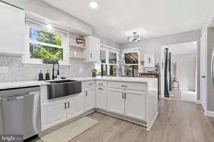10 Beacon Pl, Voorhees, NJ 08043 - Photo 15