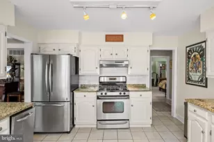 505 W Crystal Lake Ave, Haddon Township, NJ 08033 - Photo 7