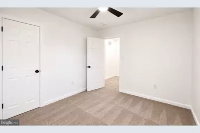 549 S 6th Street, Camden, NJ 08103 - Photo 33