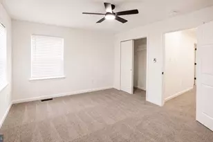 549 S 6th St, Camden, NJ 08103 - Photo 35