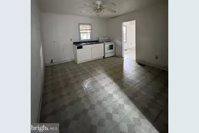 79 W 2nd Avenue, Pine Hill, NJ 08021 - Photo 11