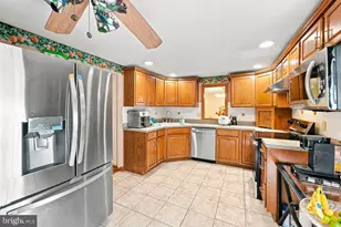 557 Covered Rd, Cherry Hill, NJ 08034 - Photo 13