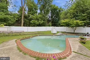 557 Covered Rd, Cherry Hill, NJ 08034 - Photo 19
