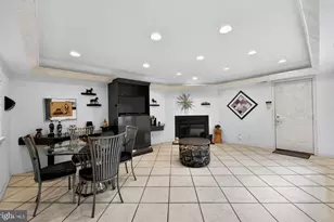 203 Sunshine Lakes Dr, Voorhees, NJ 08043 - Photo 17