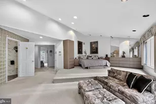 203 Sunshine Lakes Dr, Voorhees, NJ 08043 - Photo 13