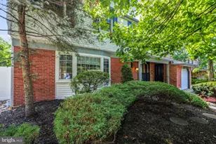 9 Forest Hill Dr, Cherry Hill, NJ 08003 - Photo 3