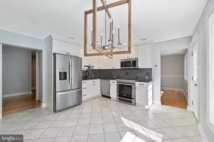 9 Forest Hill Dr, Cherry Hill, NJ 08003 - Photo 15