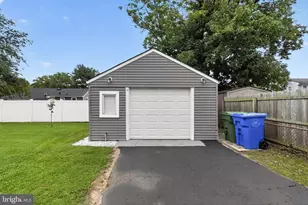 32 Stanford Rd, Cherry Hill, NJ 08034 - Photo 3