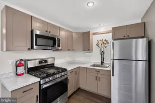 32 Stanford Rd, Cherry Hill, NJ 08034 - Photo 11