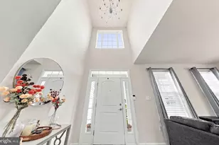 7 Champlain St, Sicklerville, NJ 08081 - Photo 5