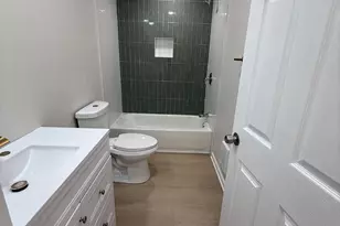 568 Pfeiffer St, Camden, NJ 08103 - Photo 11