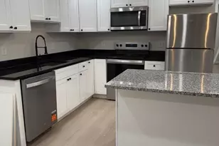 568 Pfeiffer St, Camden, NJ 08103 - Photo 5