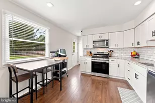 68 Deer Park Cir, Gloucester Township, NJ 08012 - Photo 9
