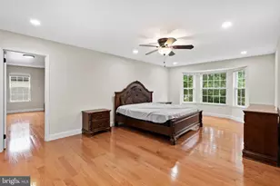 107 Renaissance Dr, Cherry Hill, NJ 08003 - Photo 33