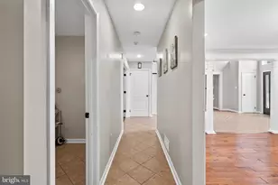 107 Renaissance Dr, Cherry Hill, NJ 08003 - Photo 27