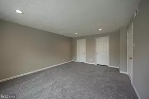 53 Kenwood Dr, Sicklerville, NJ 08081 - Photo 17