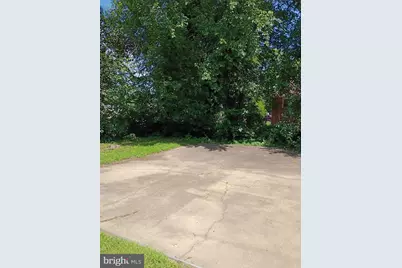 380 Garden Avenue, Camden, NJ 08105 - Photo 5