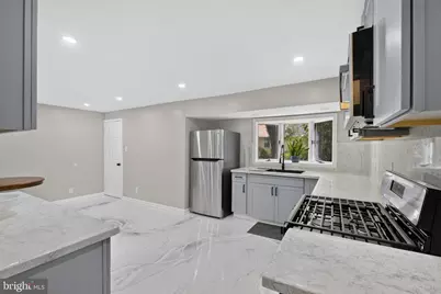 701 W Park Avenue, Lindenwold, NJ 08021 - Photo 17