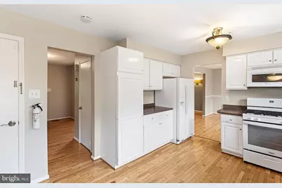 260 Village Court, Haddonfield, NJ 08033 - Photo 11