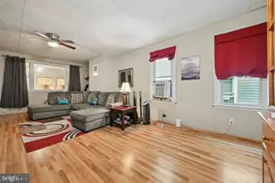 324 Hunter St, Gloucester City, NJ 08030 - Photo 9