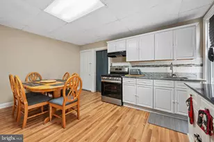 324 Hunter St, Gloucester City, NJ 08030 - Photo 9