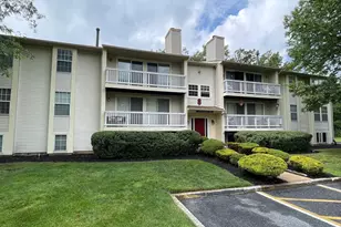 91 Kenwood Dr, Sicklerville, NJ 08081 - Photo 1