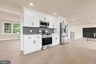 4 Bellows Ln, Cherry Hill, NJ 08002 - Photo 9